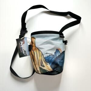 Gnarly Dood Yosemite Chalk Bag Durable Canvas Innovative Closure Climbing 7x4 in